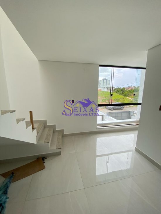 casa-geminada-venda-guaruja-mansoes-betim-815235